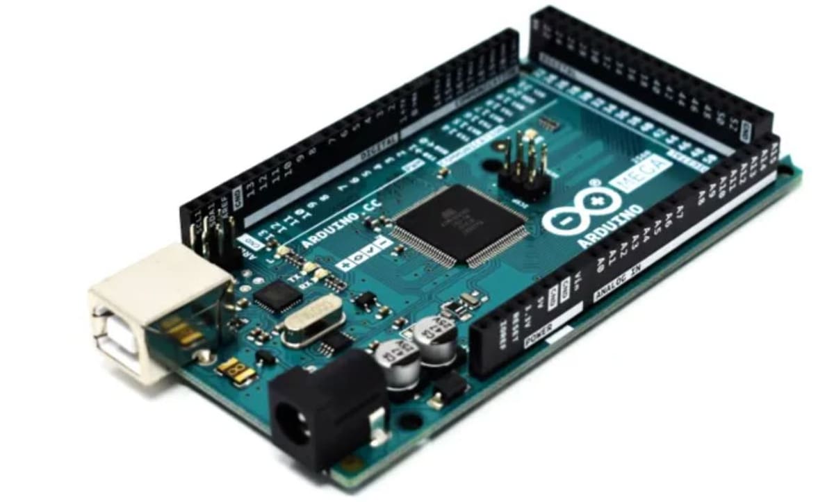 This board uses an ATmega2560 microcontroller