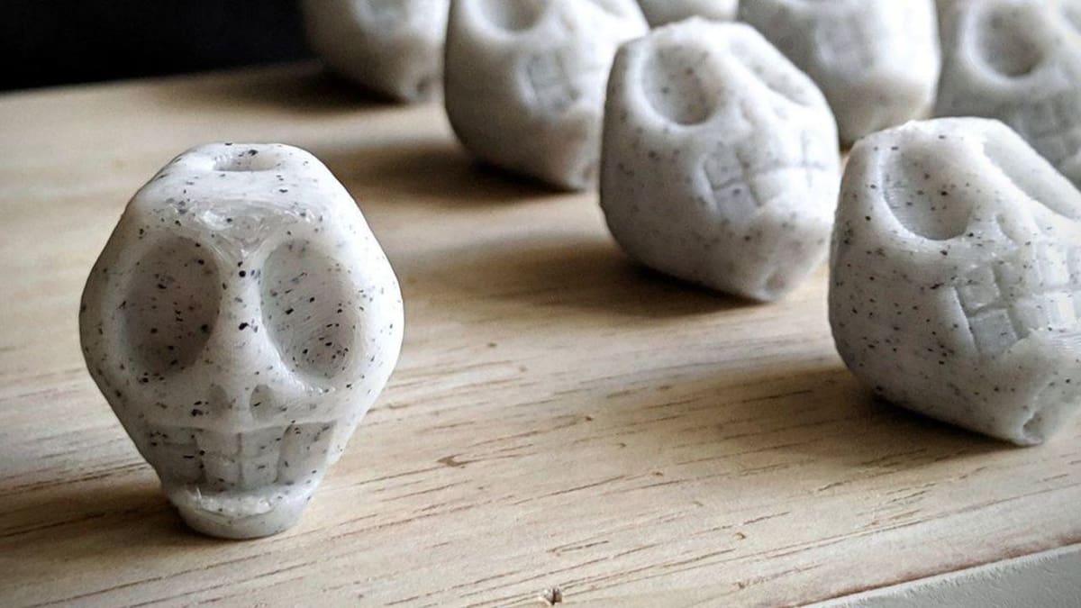 Marble PLA is great for printing sculptures like these!