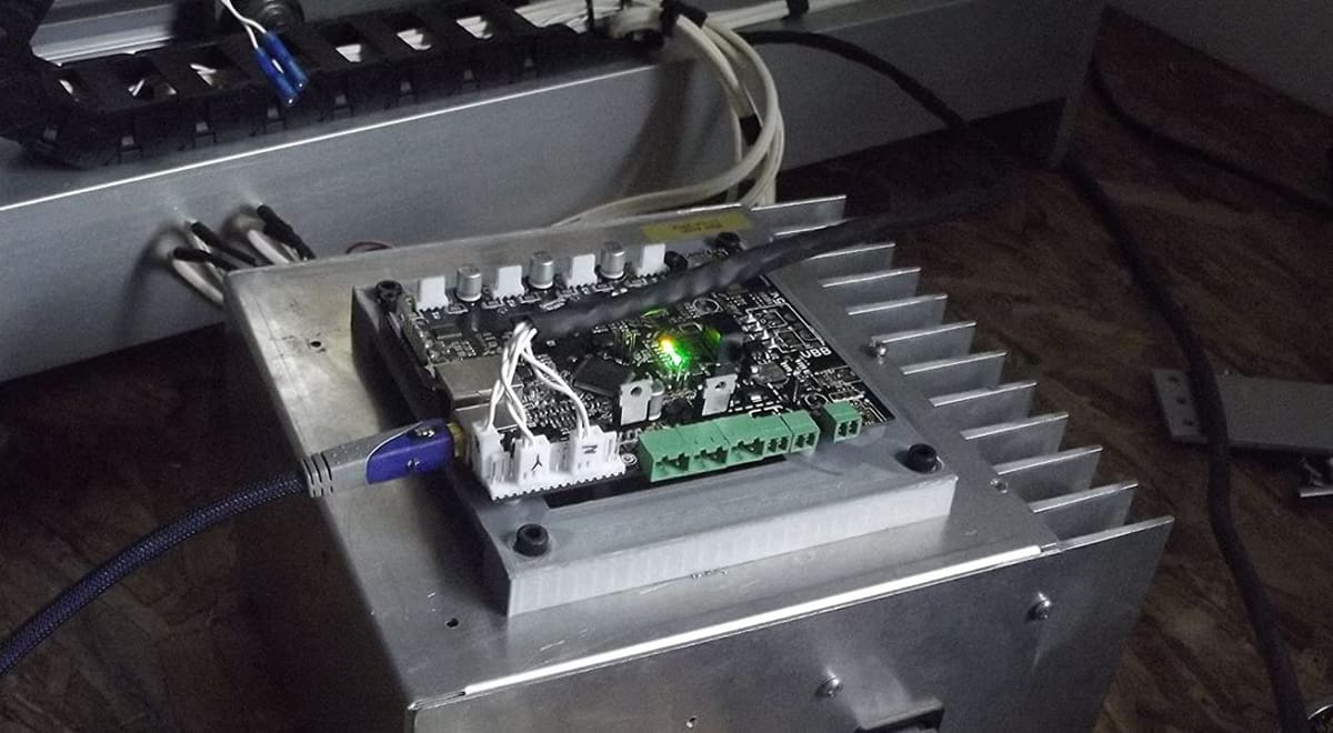 The Smoothieboard v1 is slightly larger than most budget mainboards