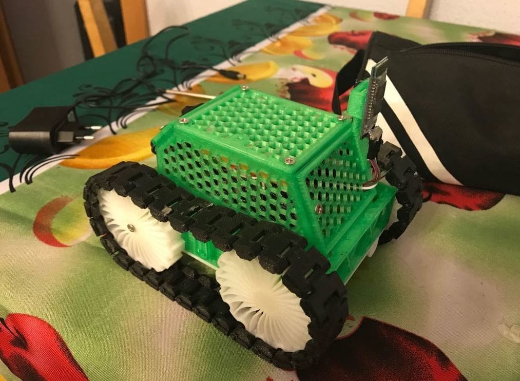 This project uses an entirely 3D printed frame