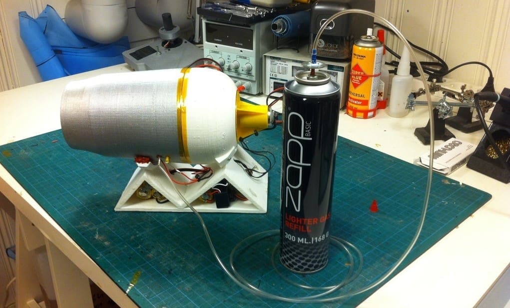 This jet engine runs on butane and can reach 40,000 RPM