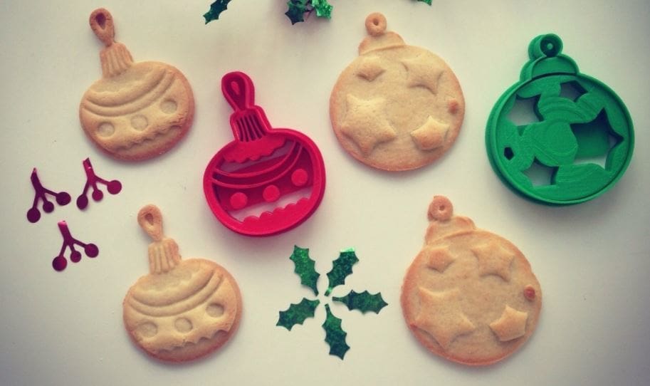 This ornament cookie cutter design has a lot of detail for producing good-looking treats
