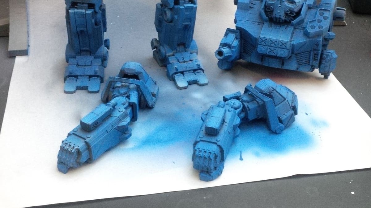 Spray-painting 3D models is a messy business