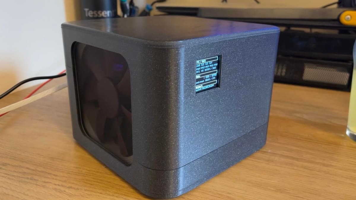 A custom 3D printed NAS using the Odroid-H2+