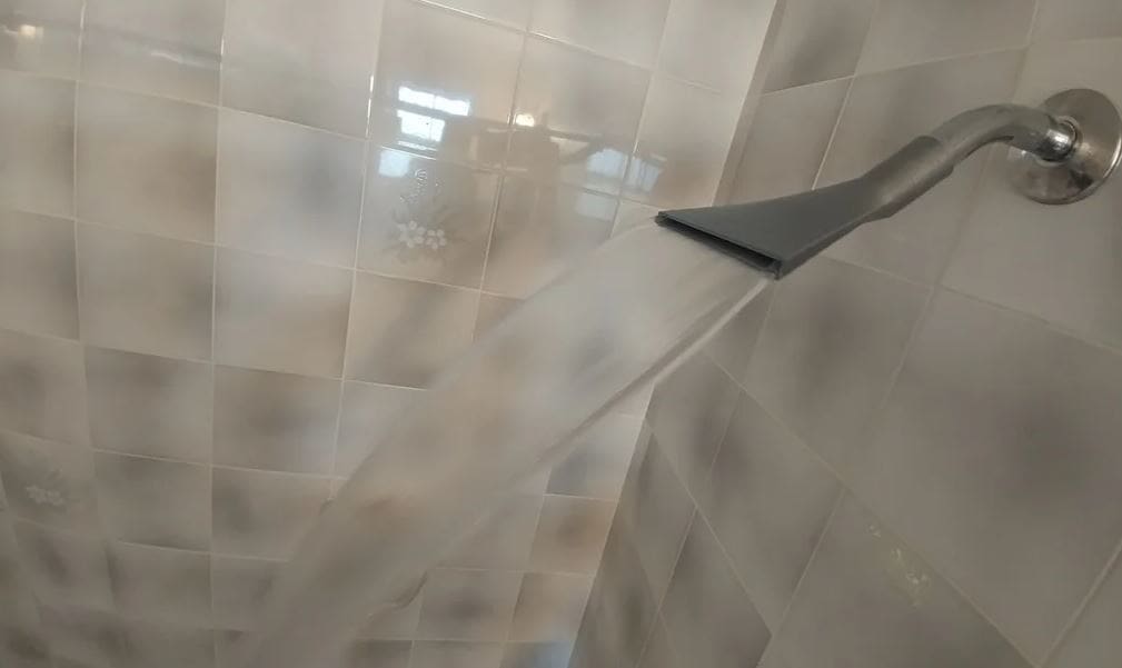 This model produces a high-pressure water stream
