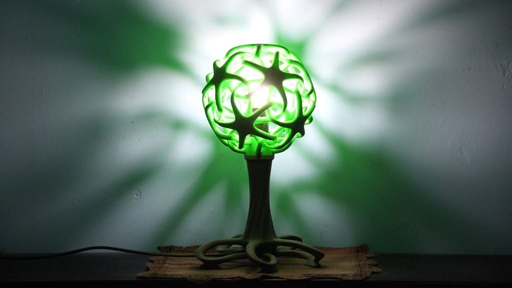 You'll need to use supports to print the spherical double star structure for this lampshade