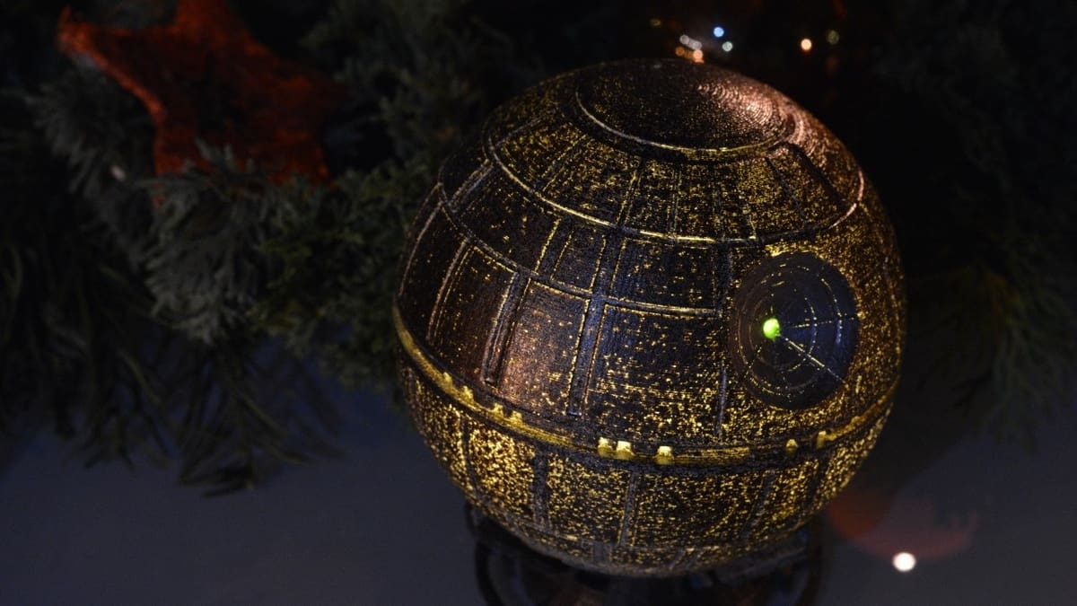 Give the gift of a beautiful (death) star this Christmas