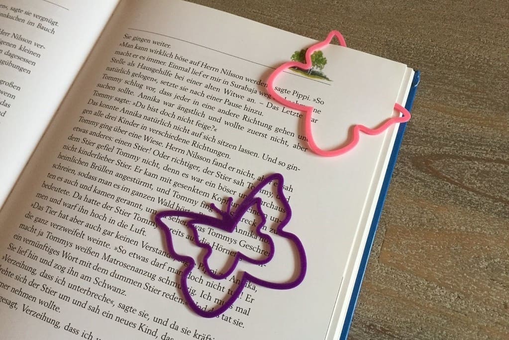 These butterflies won't let the page you're on fly away