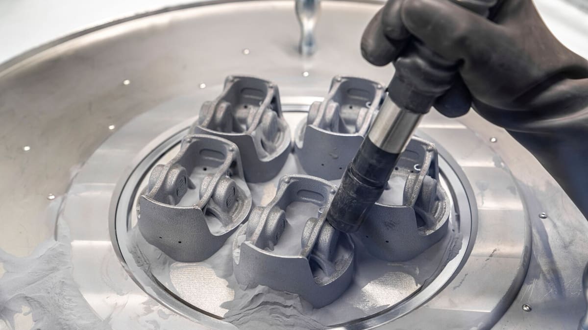 Image of Cars & 3D Printing: The State of the Art: Porsche – 3D Printing Engine Pistons