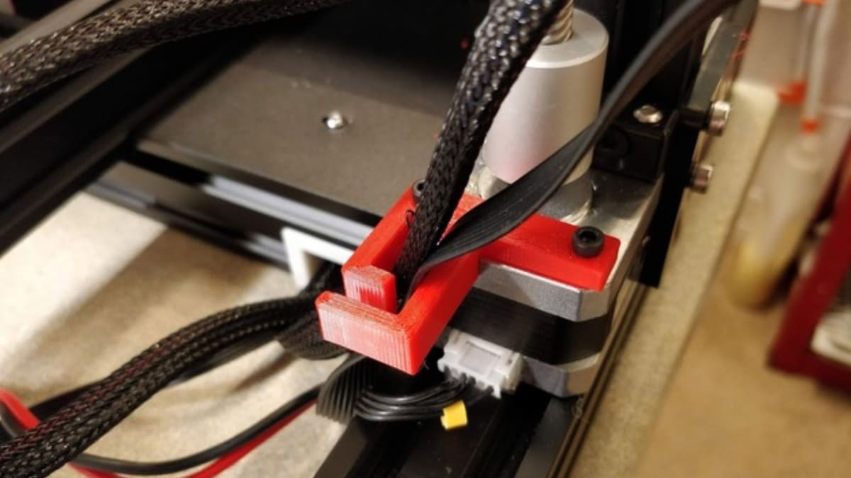 Bild von Die besten Creality Ender 3 (V2/Pro/Max/Neo) Upgrades : Kabelclip