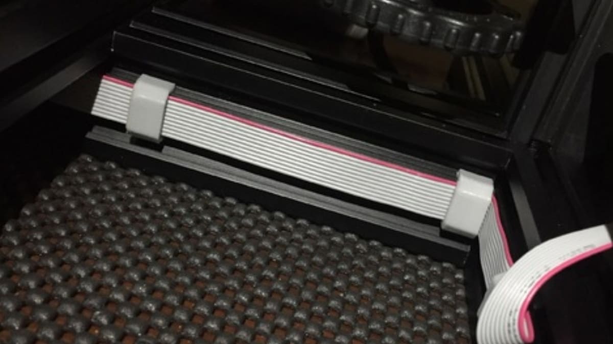 Bild von Die besten Creality Ender 3 (V2/Pro/Max/Neo) Upgrades : Kabelband-Clip