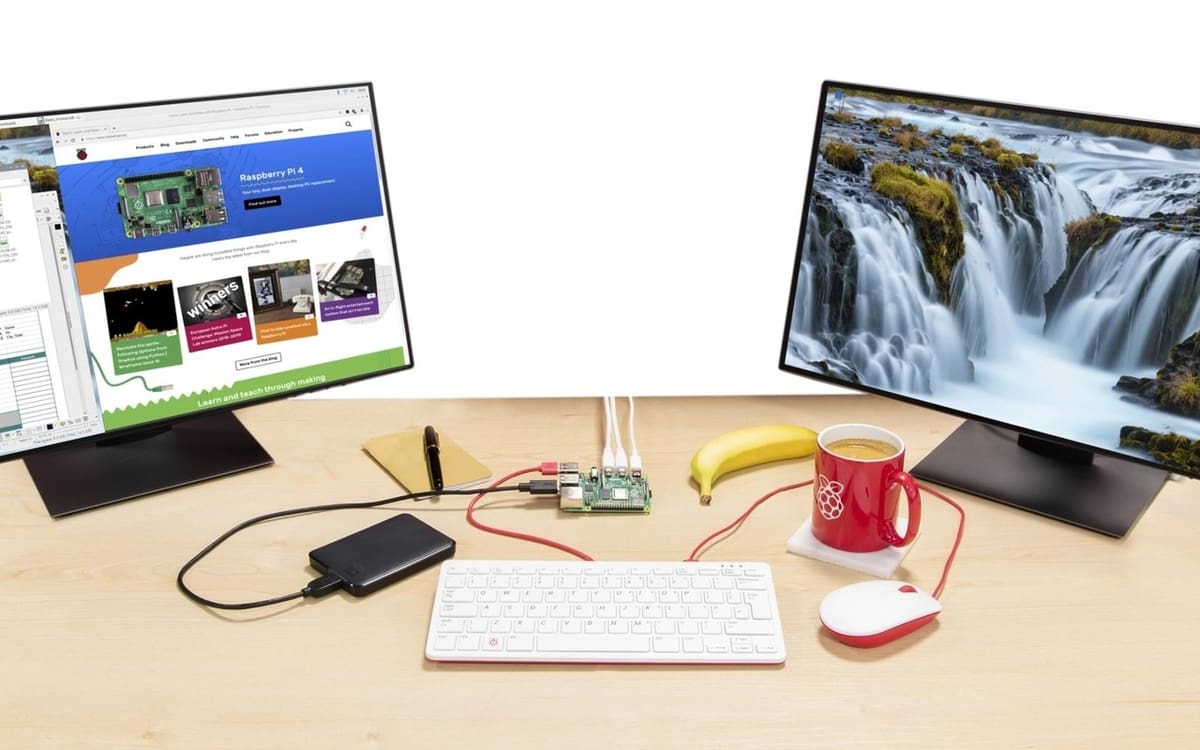 A Raspberry Pi 4 outputting content on multiple displays