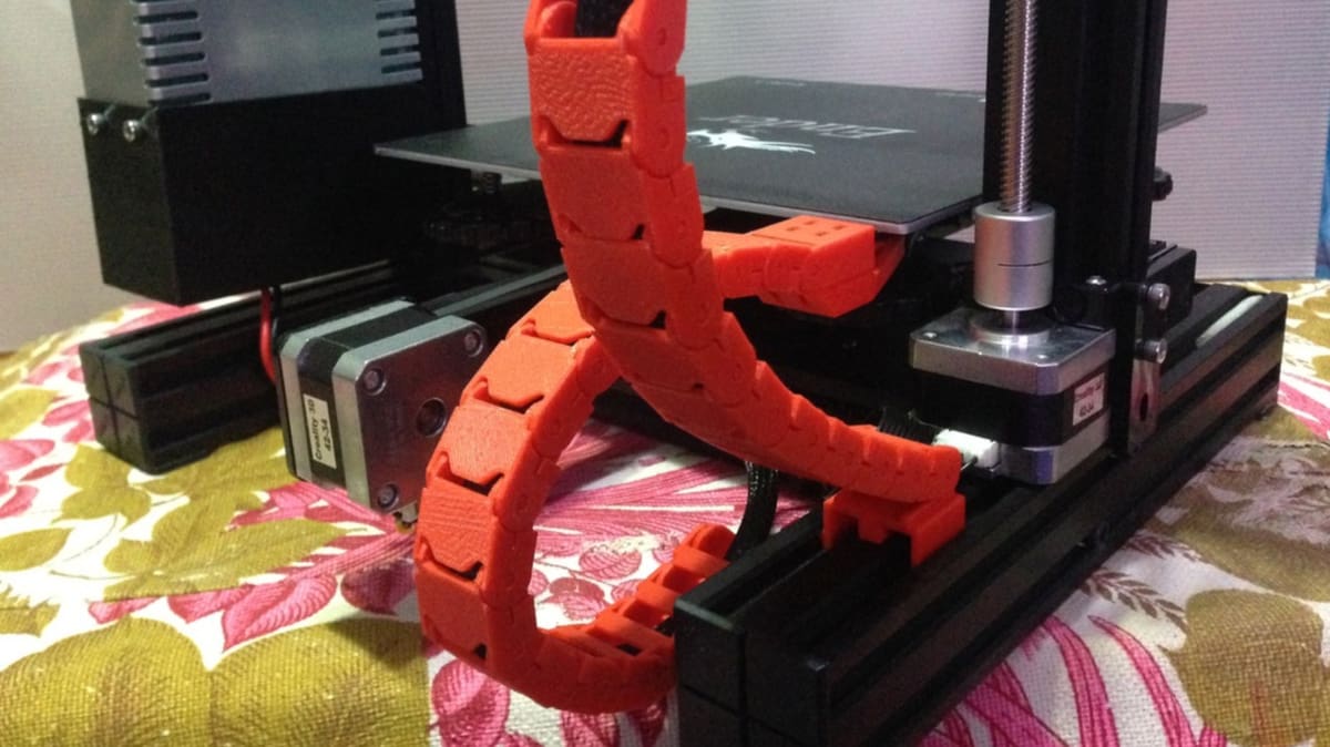 Bild von Die besten Creality Ender 3 (V2/Pro/Max/Neo) Upgrades : Kabelkette