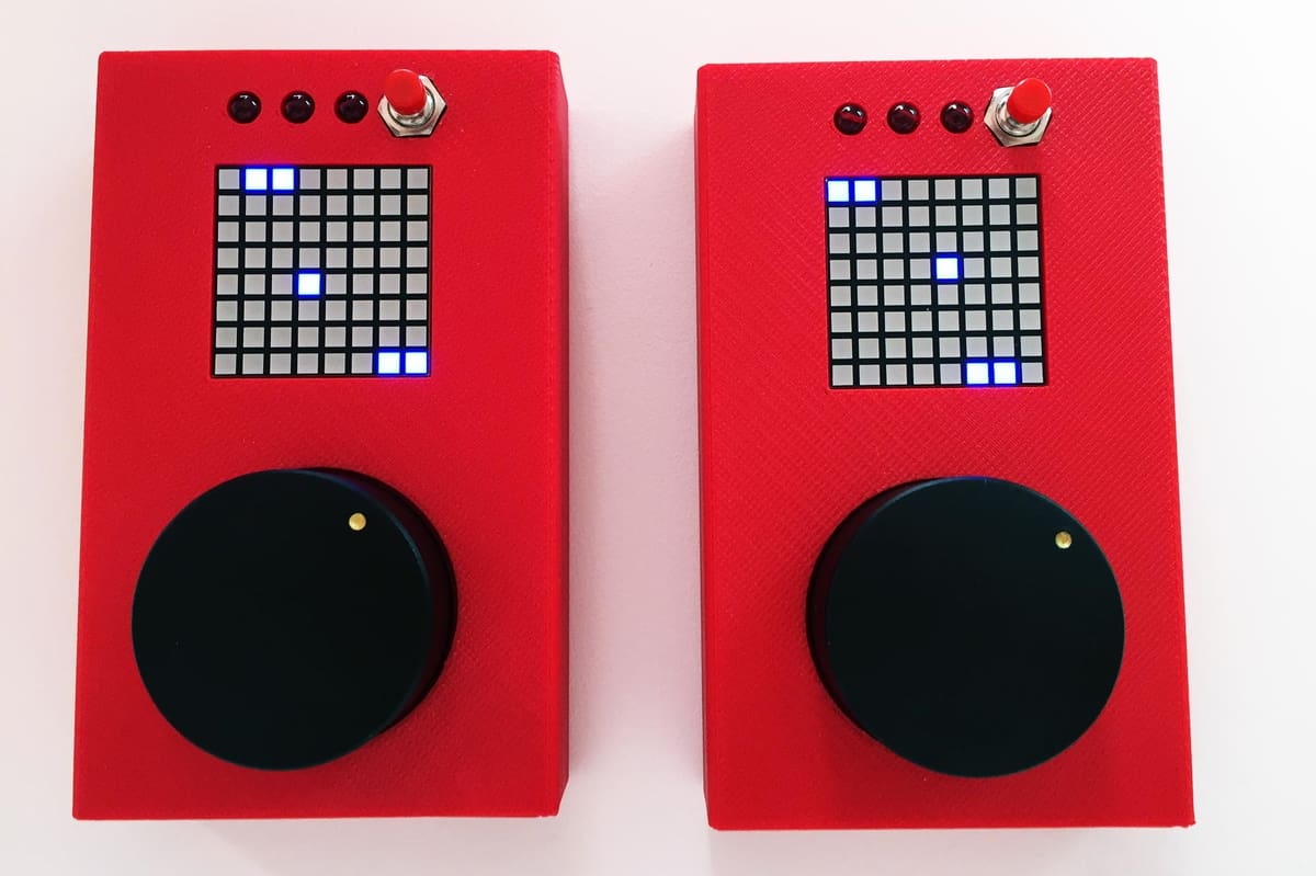 The handheld Teleball game console made with the Arduino Nano