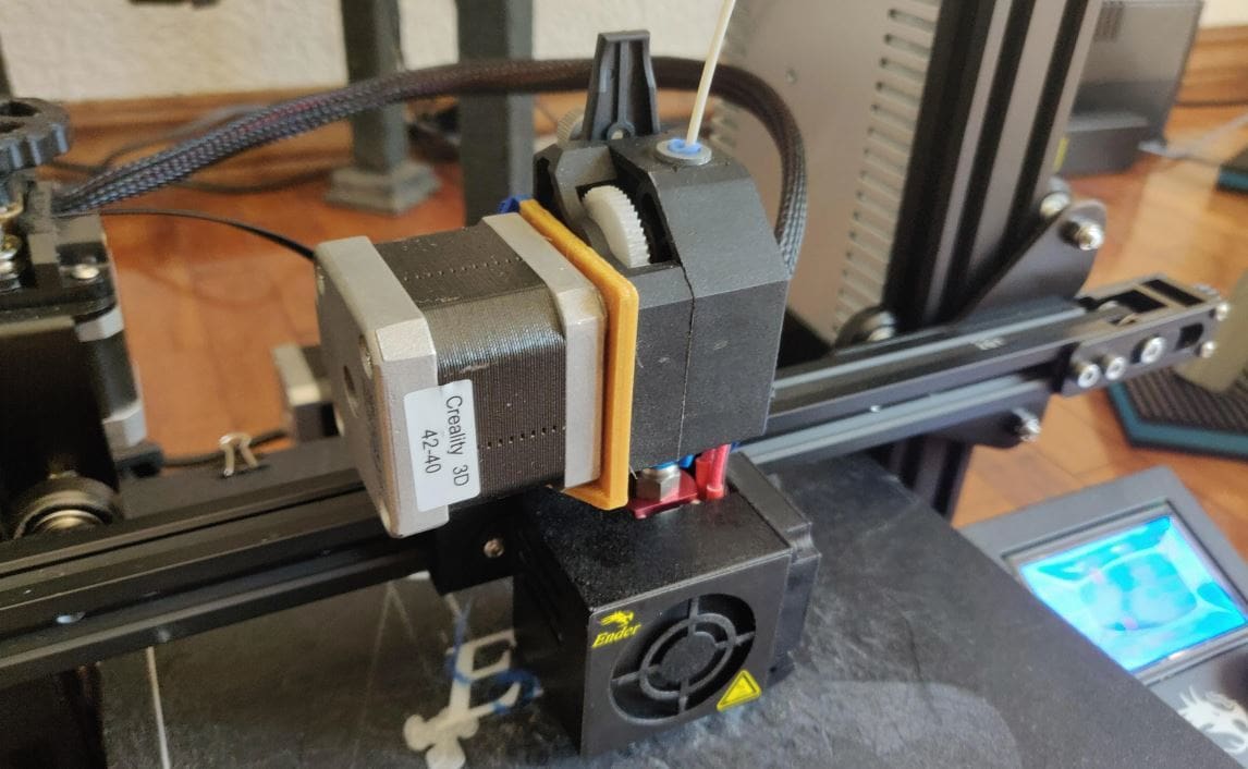 The BMG only has fittings for E3D hot ends, but you can use mounts to attach other brands' hot ends