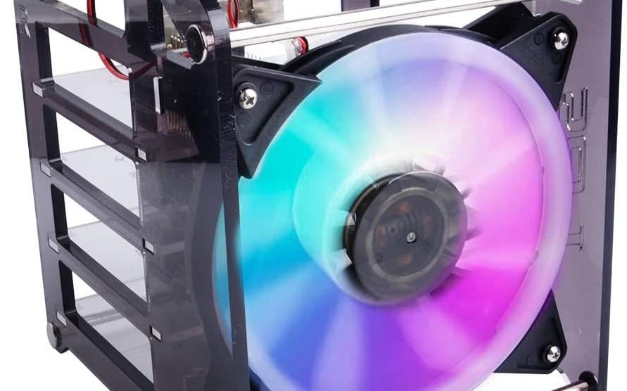 You can install Ubuntu Server on the GeekPi Server kit
