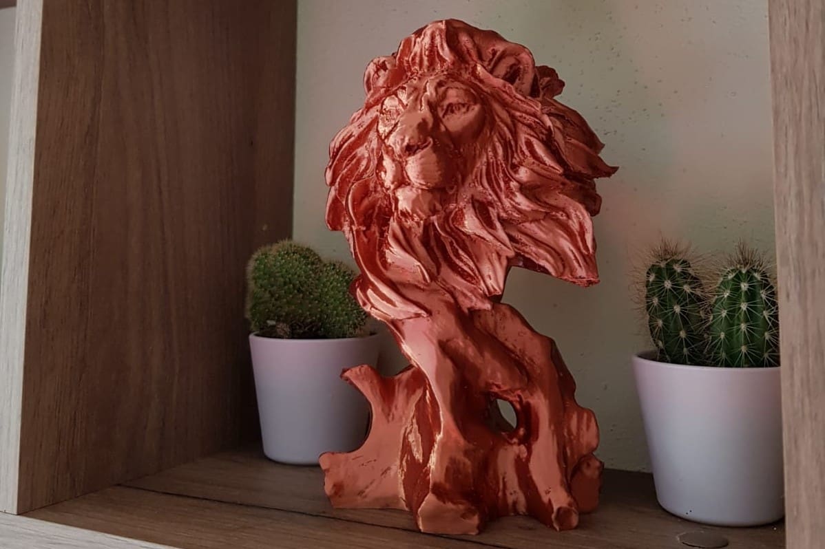 Guard your valuables with a lion to symbolize power and protection