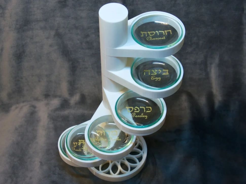 Mix up your Sedar plate with this cool vertical form