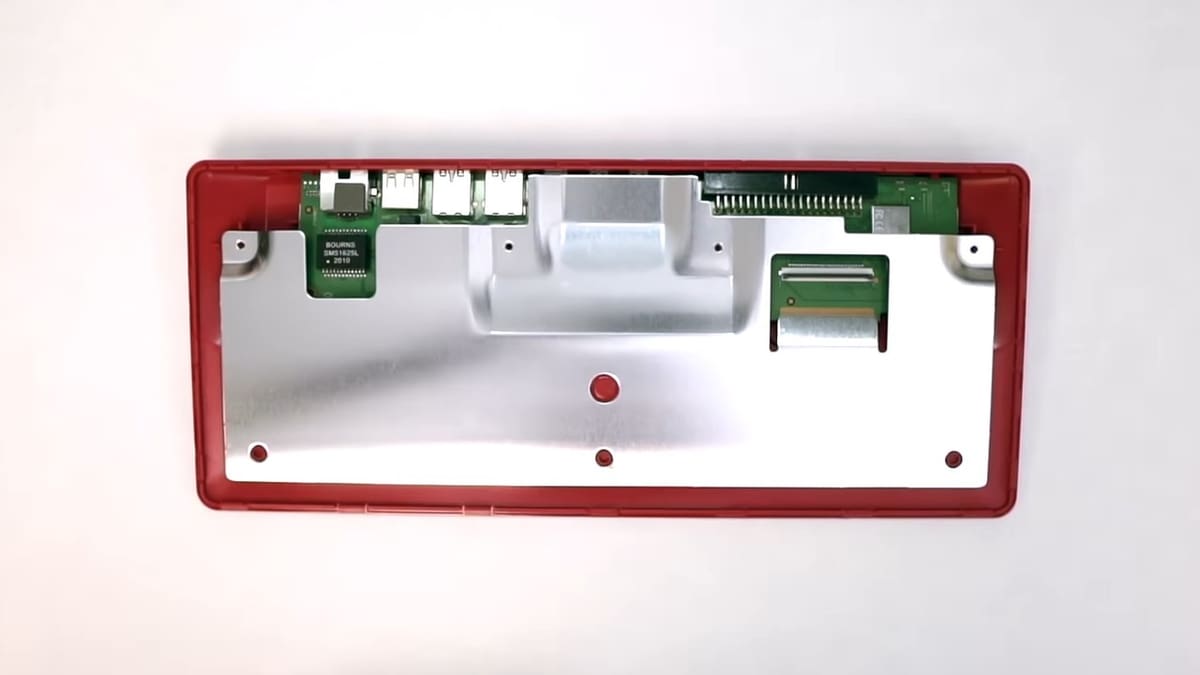 A teardown reveals a huge new aluminum heat sink