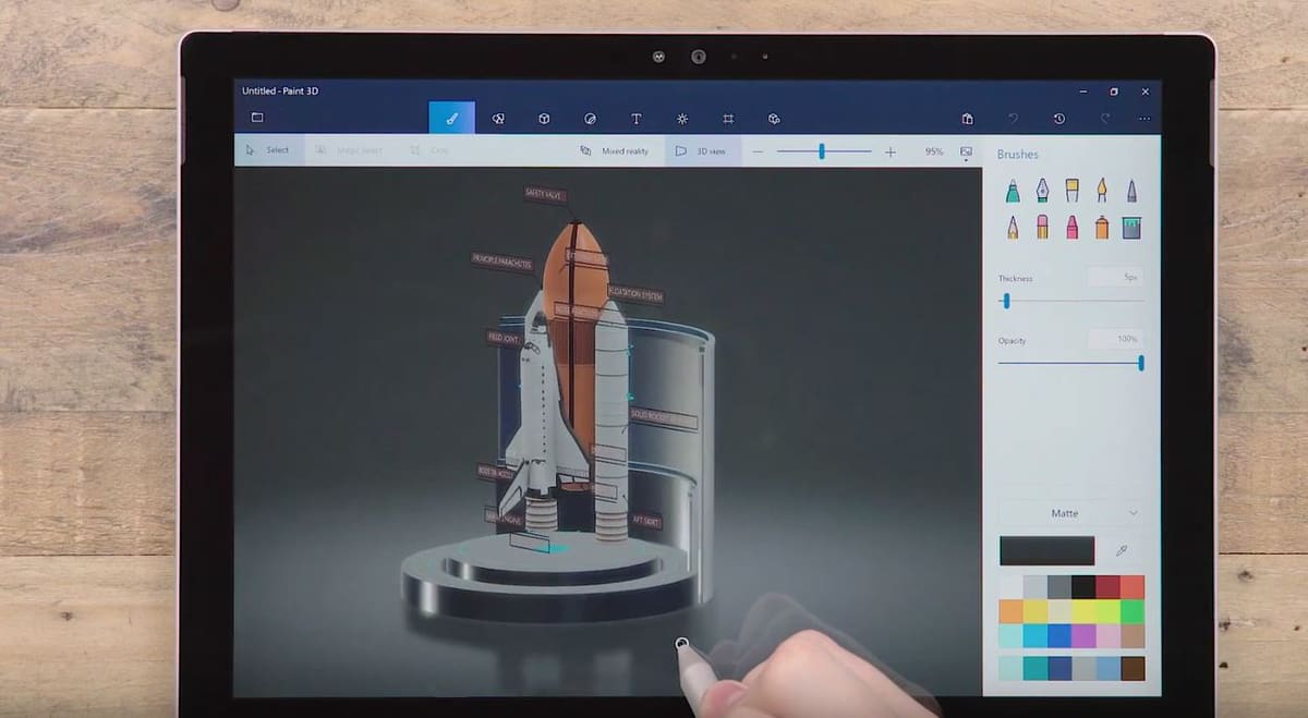 3D Viewer can export to other Microsoft programs such as Paint 3D