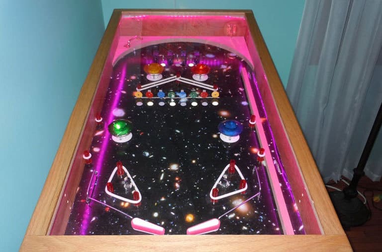 A pinball machine made with an Arduino Mega 2560