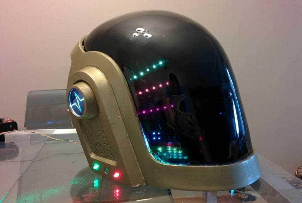 This helmet uses a tinted visor piece that you can see through