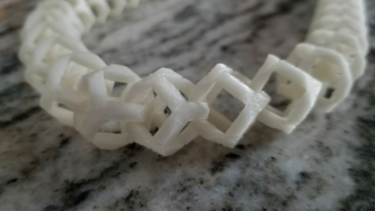 Print yourself a complete necklace