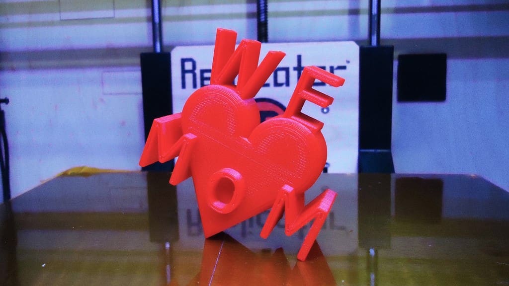 This sign only has detail in two dimensions, so it should be a straightforward print