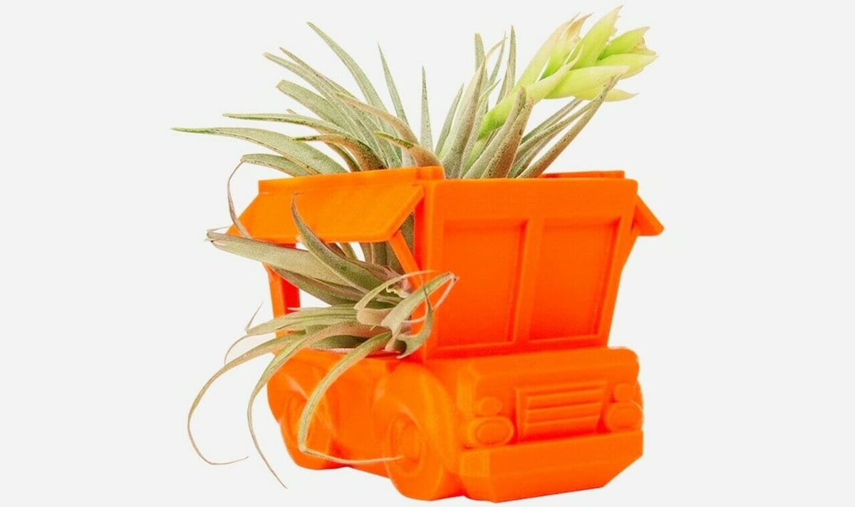 This planter takes a little over 3 and a half hours to print