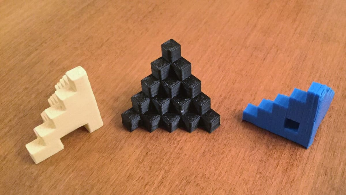 There are also 5-mm and larger gaps to test bridging on this print