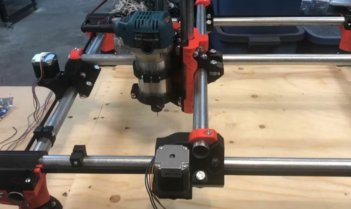 The MPCNC Primo uses NEMA 17 stepper motor driver and belts to move its components along conduit rails