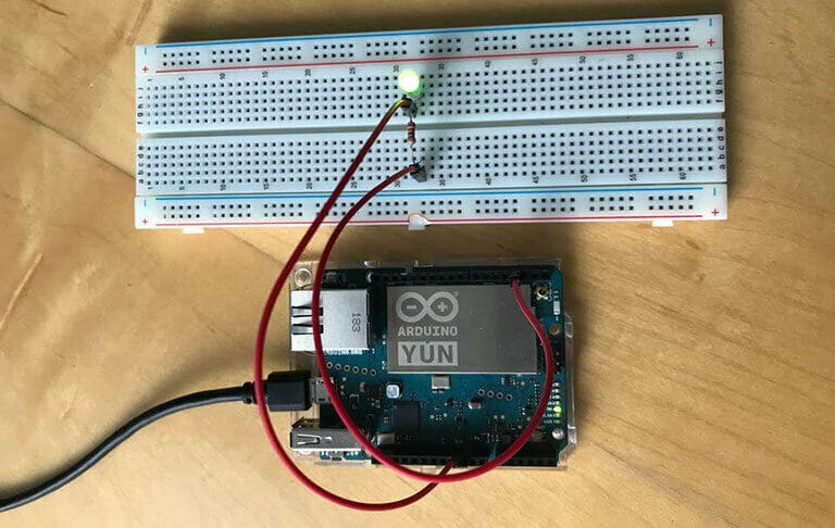 Lights that can turn on or off based on the user's GPS location