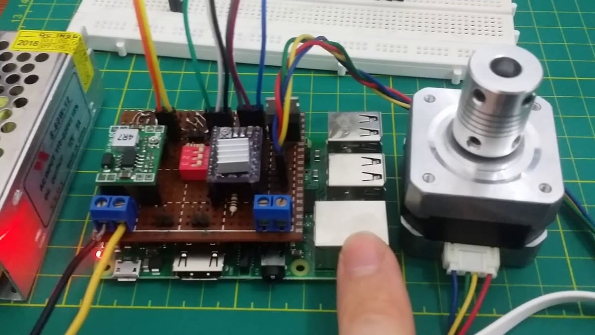 This setup uses a Raspberry Pi 3B+