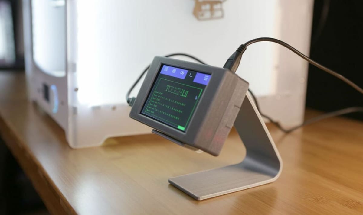 OctoDash and OctoScreen run on touchscreen direct interfaces connected to the OctoPrint server device