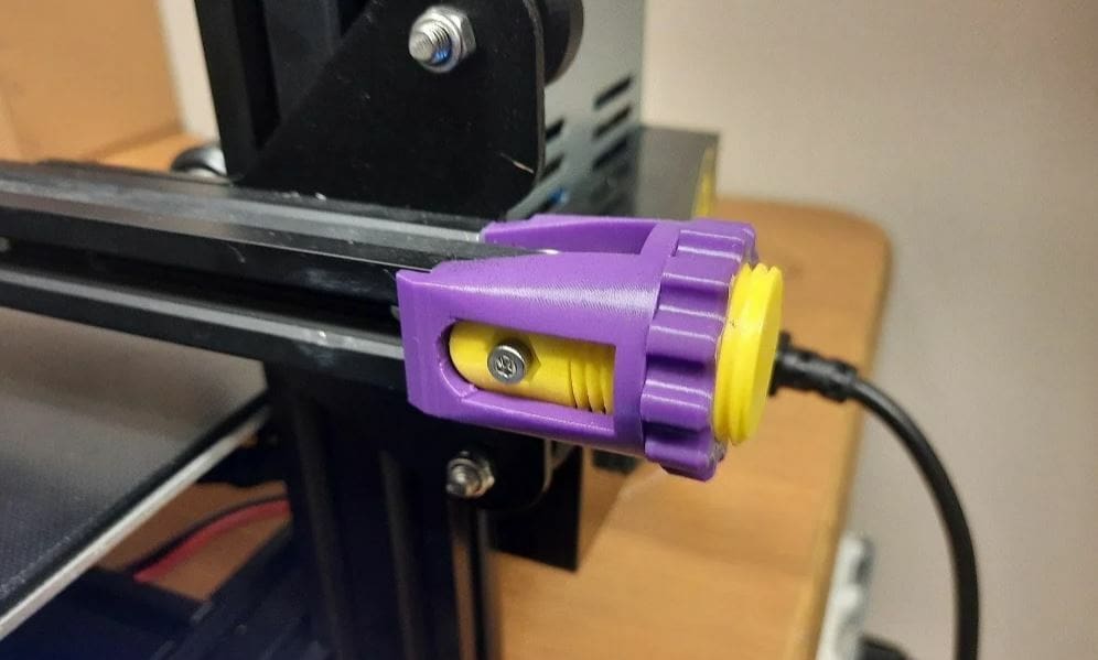 Adjustable belt tensioners allow you to tighten your belts to prevent layer shifting