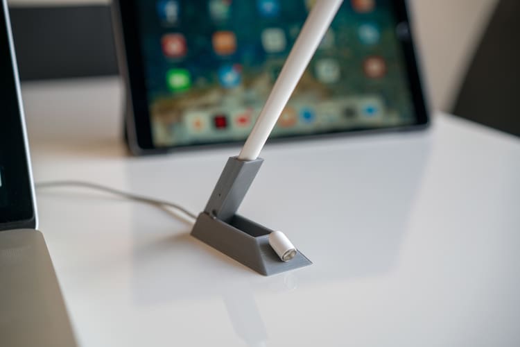 Use gravity to your advantage and keep your pen standing