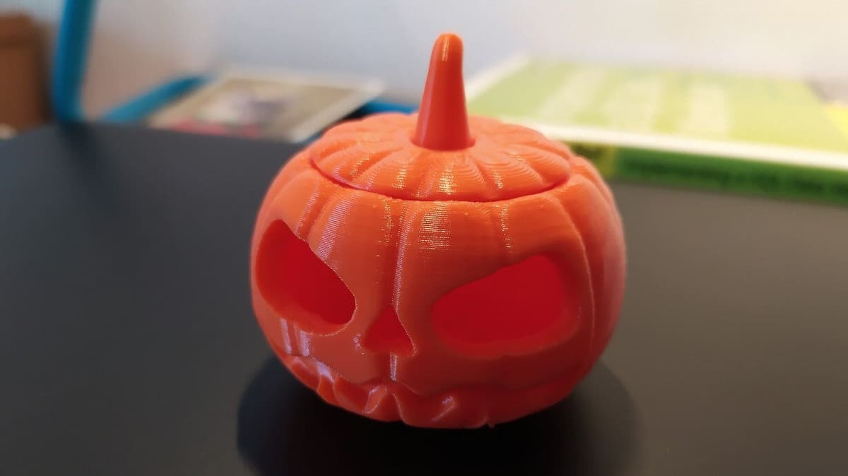 Jack-o'-lanterns are a Halloween staple