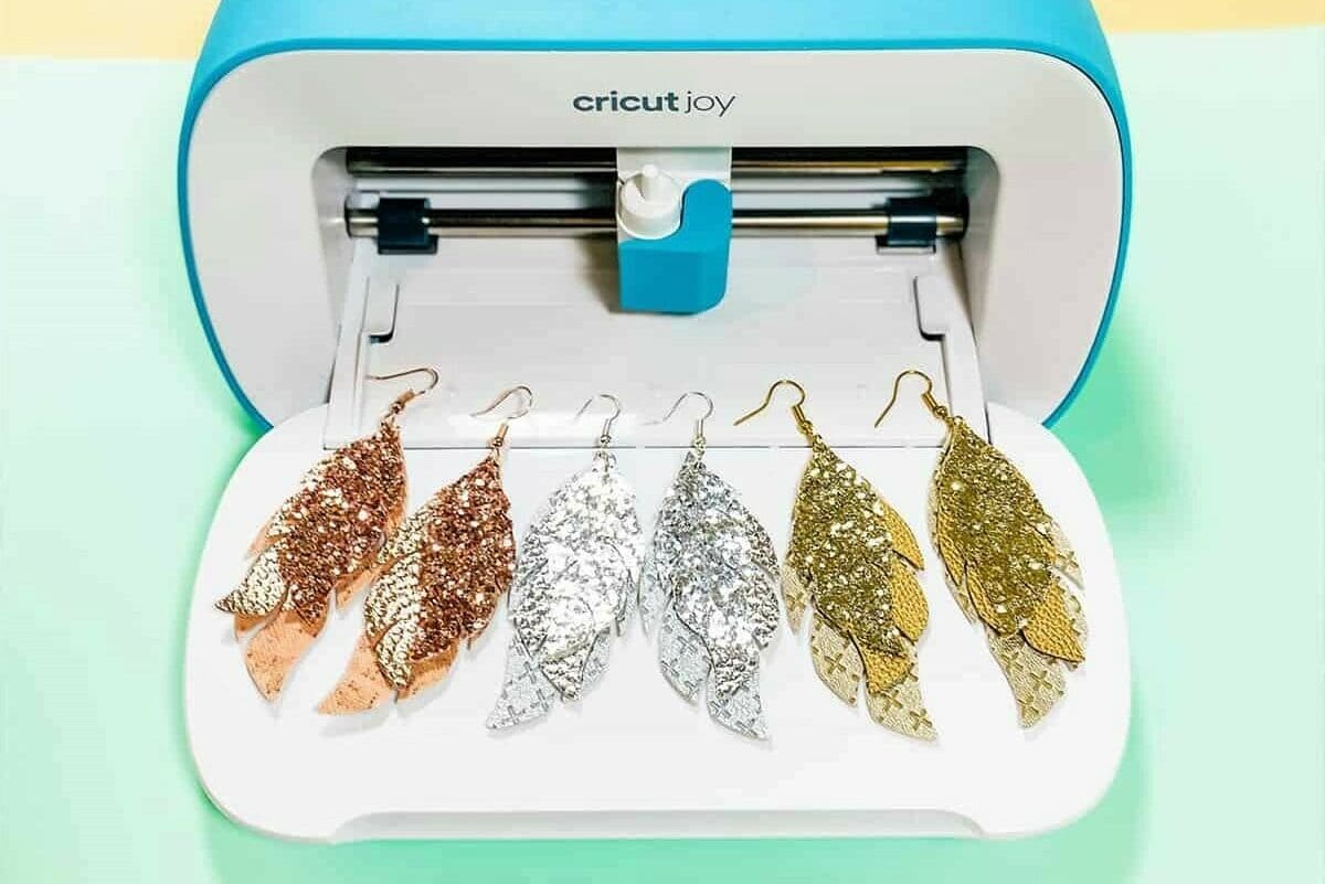 Design your jewelry from scratch