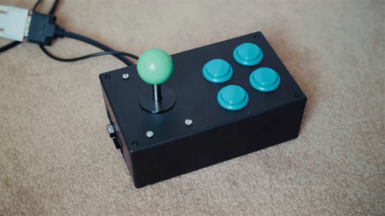 An easy to build and portable Raspberry Pi Arcade box
