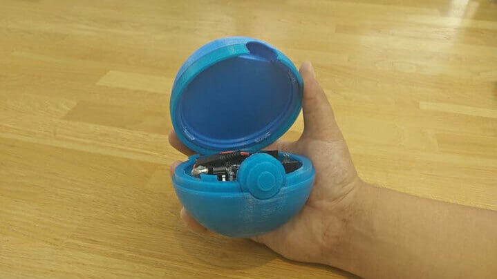 Play Pokémon Go with this device that utilises an Arduino 101 and accelerometer to sense when it's thrown