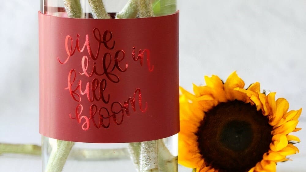These wraps can give a vibrant and distinctive personality to each of your vases