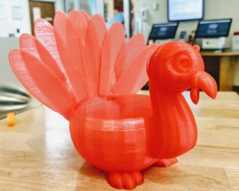This turkey bowl can store dipping sauce, chips, and other food items