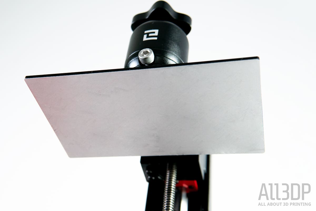 Image of Elegoo Mars 2 Pro vs Mars 3: Build Plate