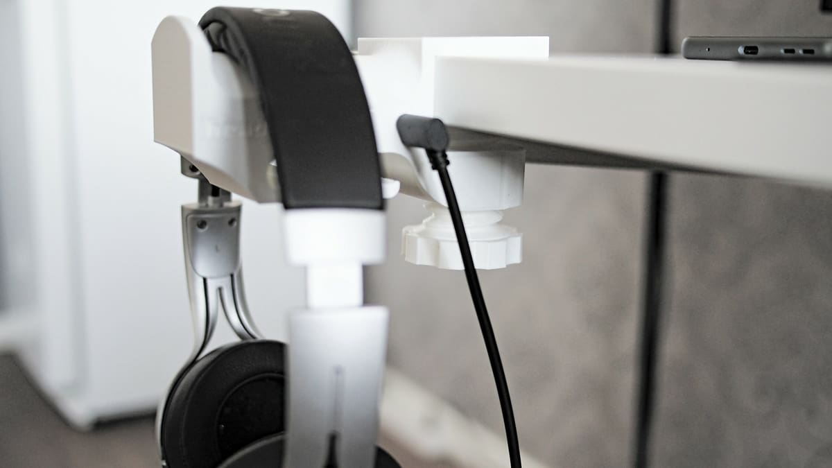Image of: 9. Monster Mouth Clamp