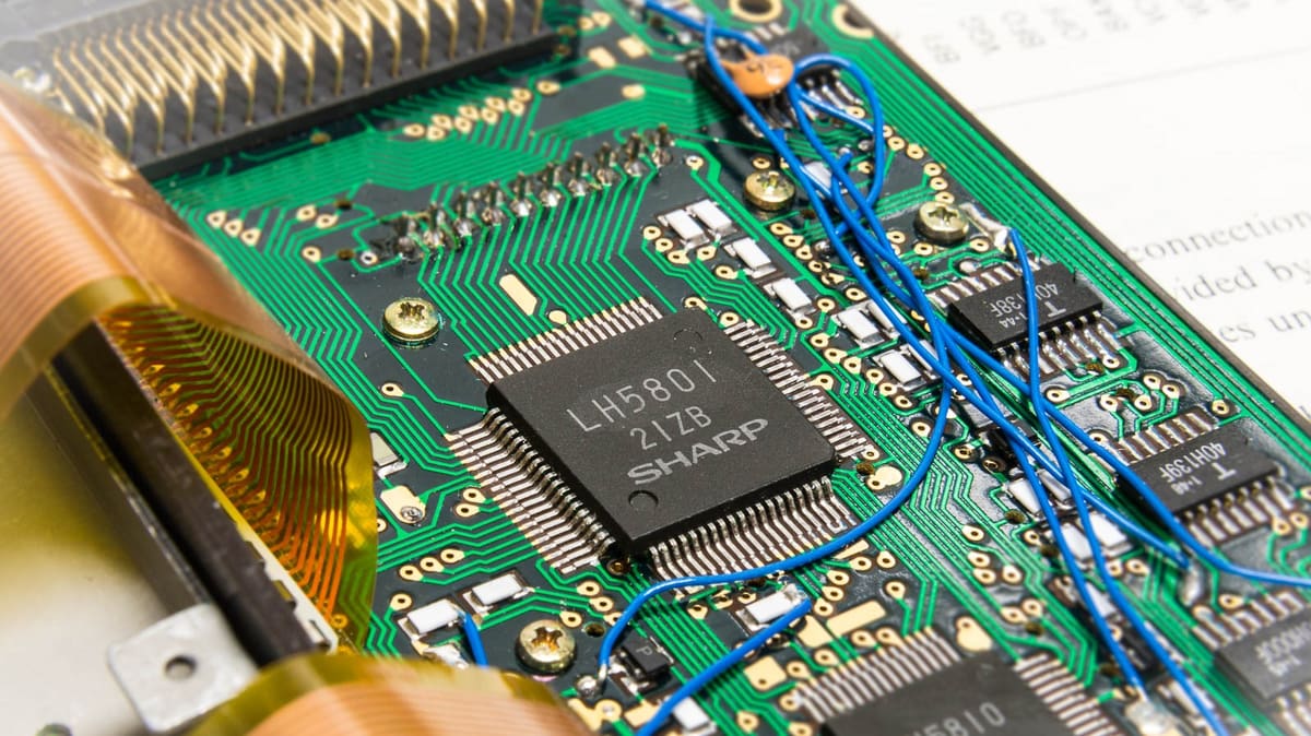 Microprocessors can be used to build a DIY developement board