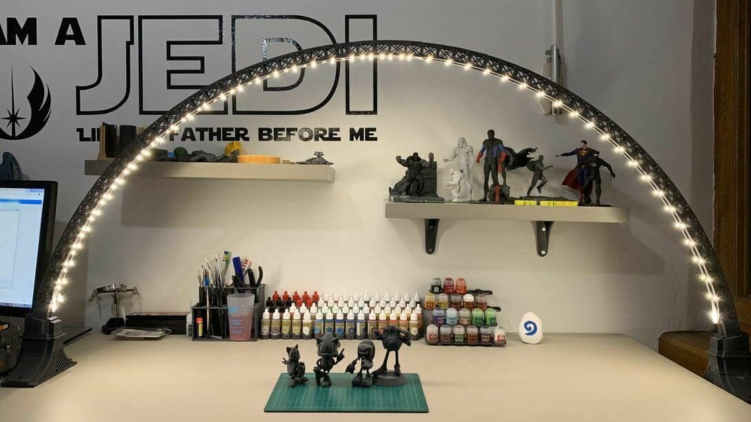 Perfect for all sorts of desktop activities – including model painting
