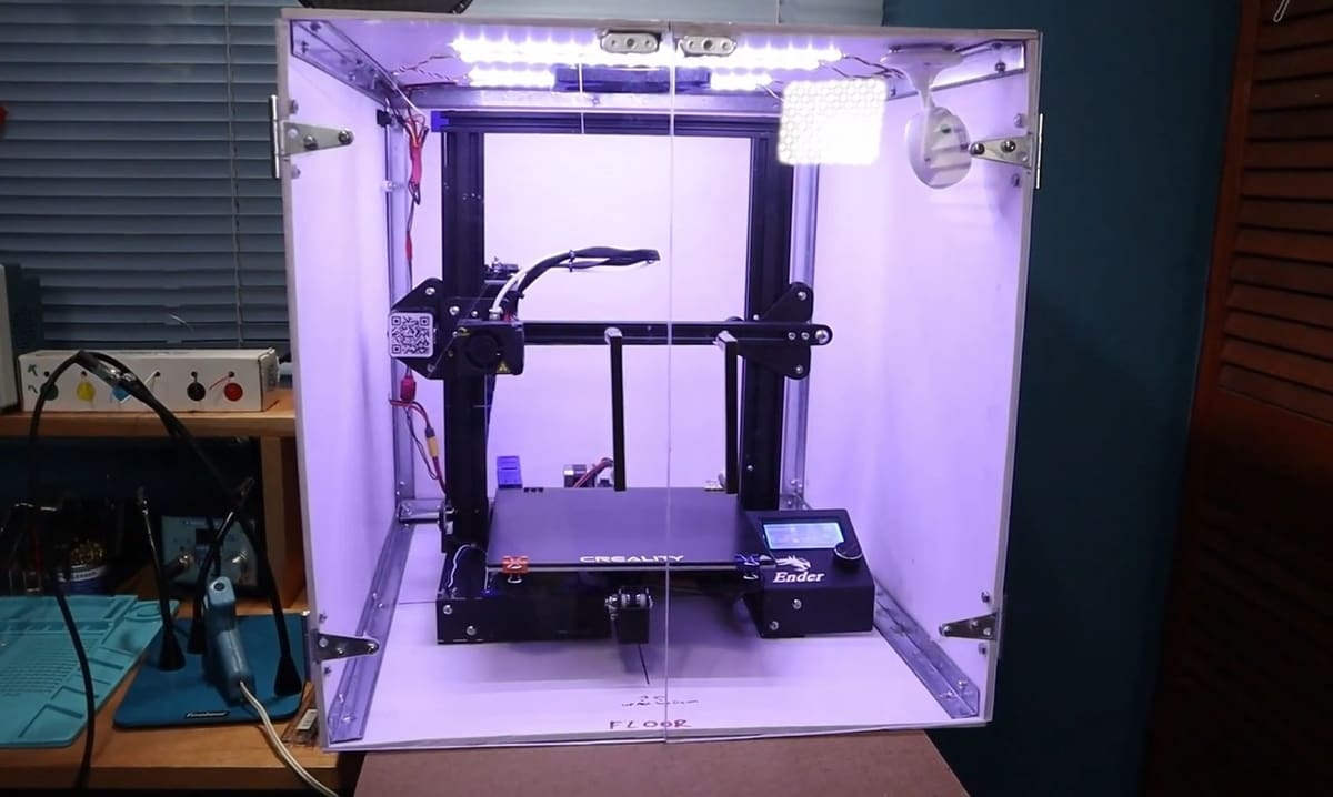 It even includes a wireless camera to monitor prints