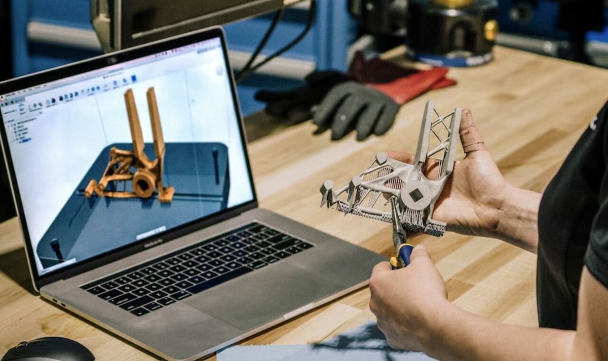 Some services have experts available to help customers with their designs