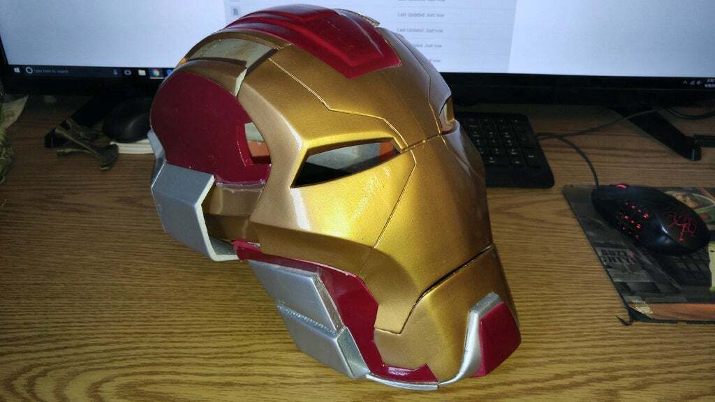 This suit was designed to fire strong repulsor blasts from its chest RT