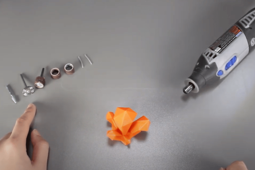 The many attachments mean you can reach every part of your print